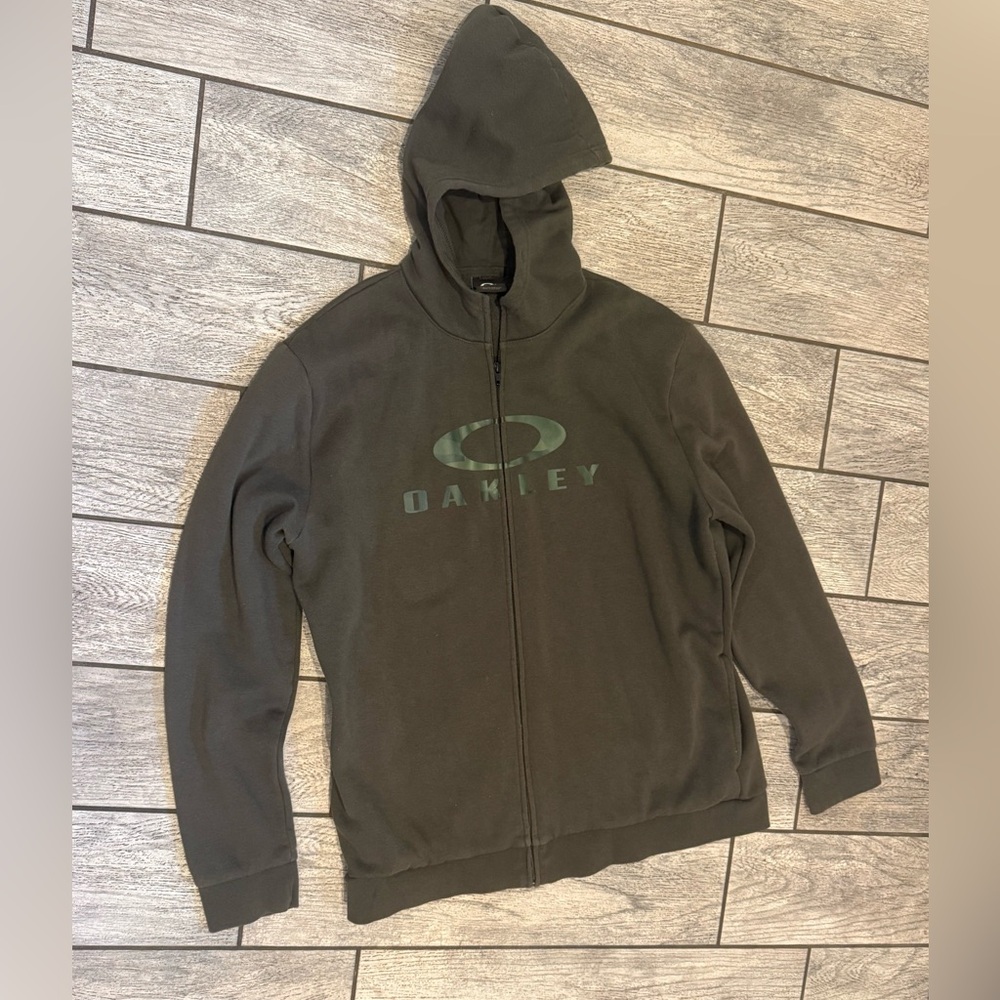 Oakley hoodies zip up sweatshirt bundle in Black, Gray, Olive Green - Picture 4 of 4